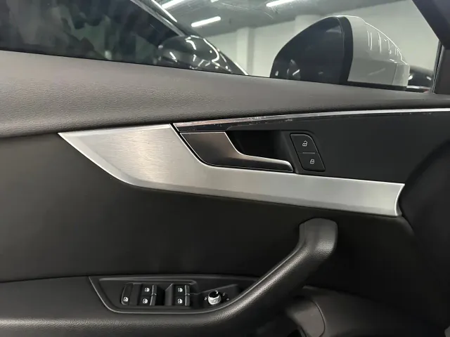 Audi A4L — Фото автомобиля 10