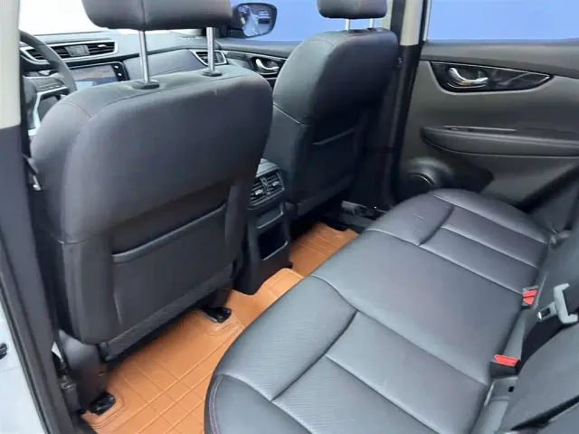 Nissan Qashqai — Фото автомобиля 21
