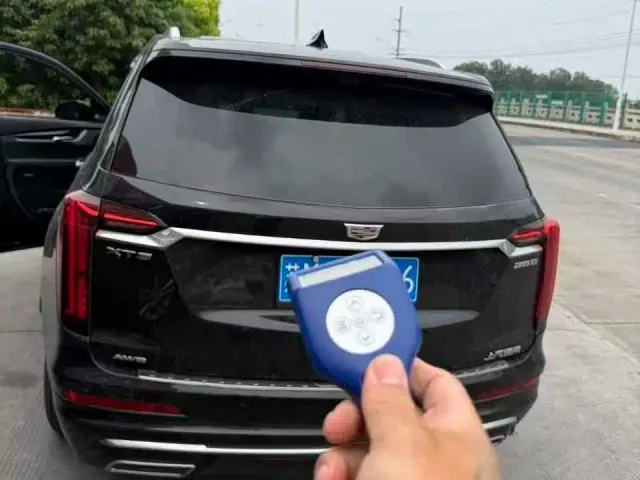 Cadillac XT6 — Фото автомобиля 2