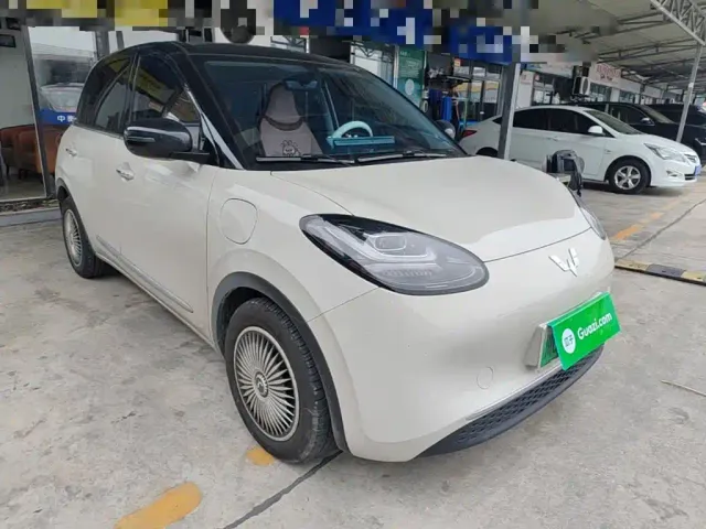 Wuling Bingo — Фото автомобиля 3