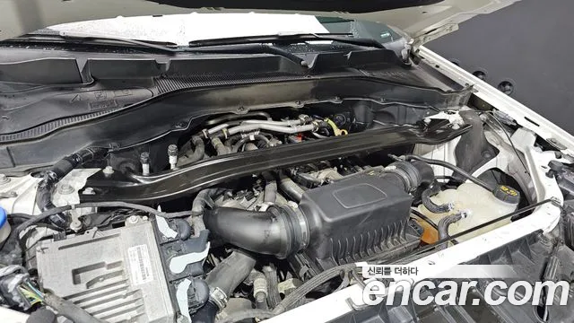 Ford Explorer Generation 6 — Фото автомобиля 9
