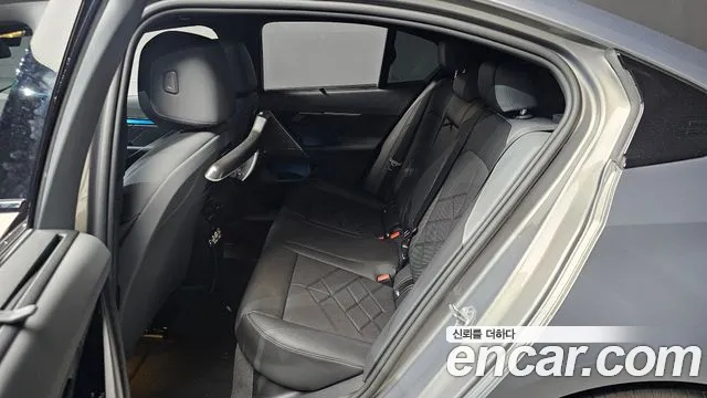 BMW 5-Series 5 серия (G60) 530i xDrive M Sport — Фото автомобиля 11