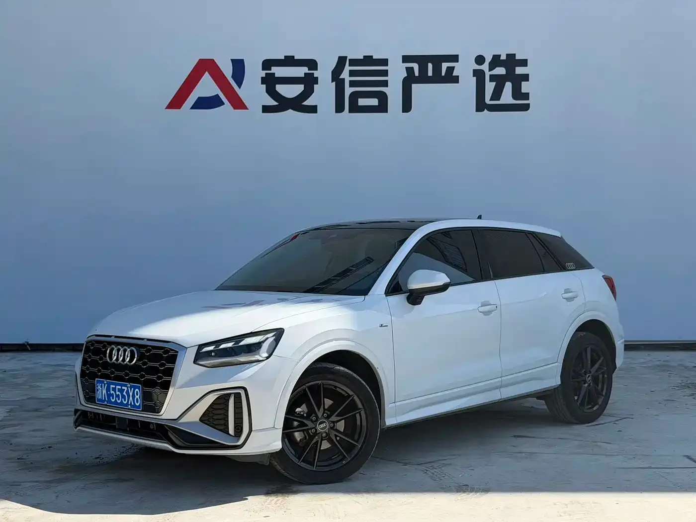 Фотография автомобиля — Audi Audi Q2L