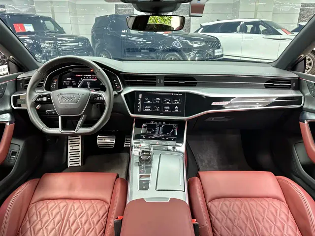 Audi A7L — Фото автомобиля 11