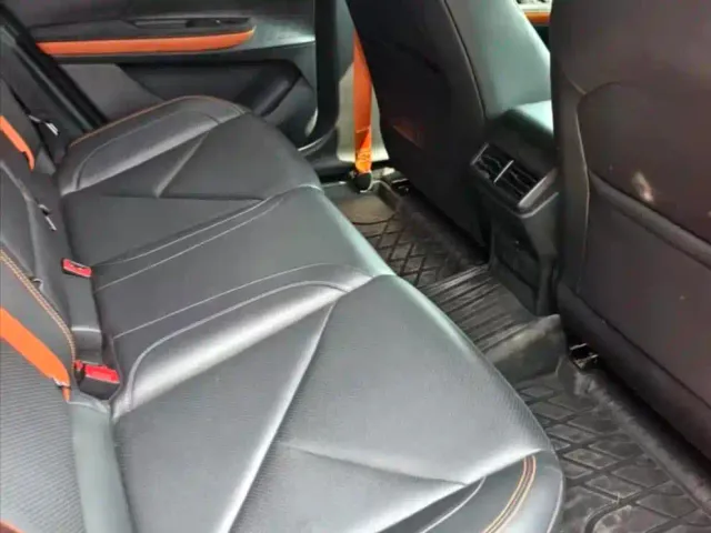 Changan Changan UNI-V 2022 1.5T Sport Edition — Фото автомобиля 8