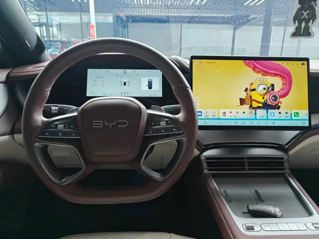 BYD Seal 07 DM-i — Фото автомобиля 8