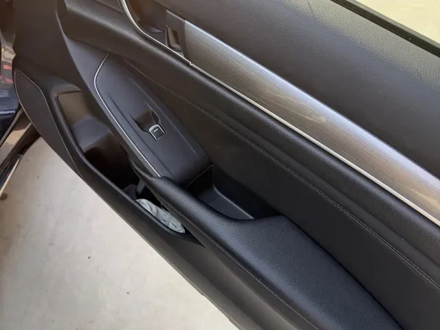 Honda Accord — Фото автомобиля 9