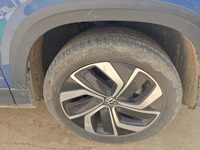 Volkswagen Tharu — Фото автомобиля 6