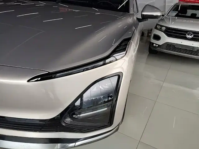 Wuling Starlight — Фото автомобиля 23