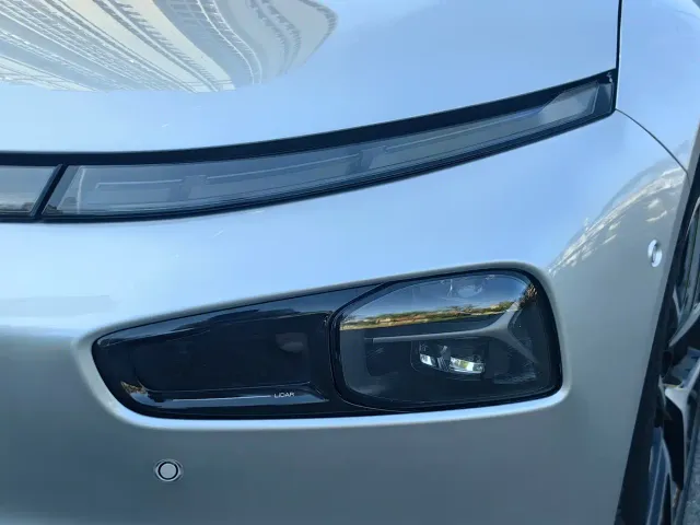 Xpeng P7 — Фото автомобиля 7