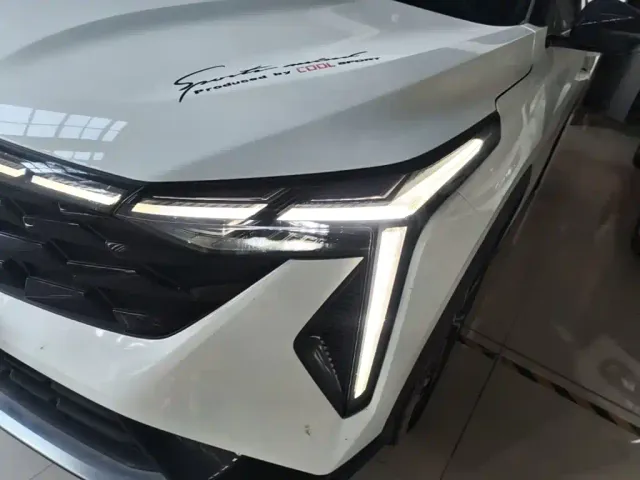 Geely Boyue — Фото автомобиля 23
