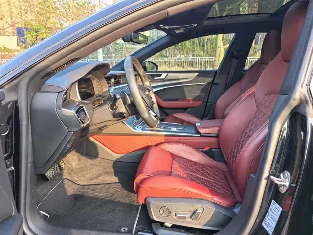 Audi A7L — Фото автомобиля 7