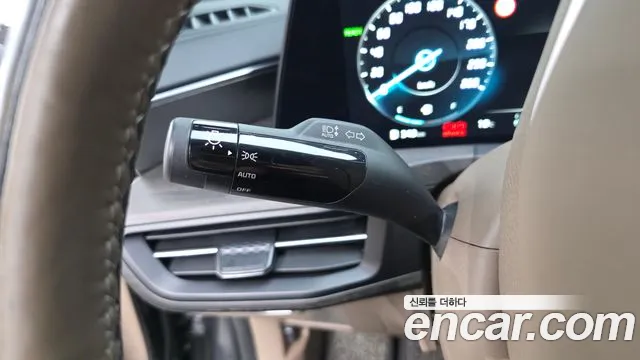 Kia K8 Hybrid — Фото автомобиля 30