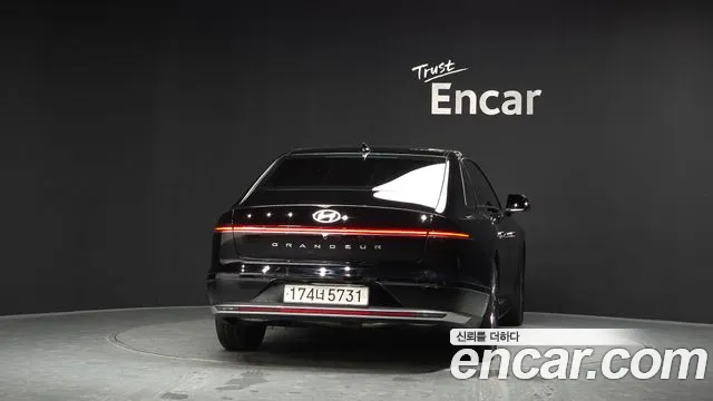 Hyundai Grandeur GN7 — Фото автомобиля 4
