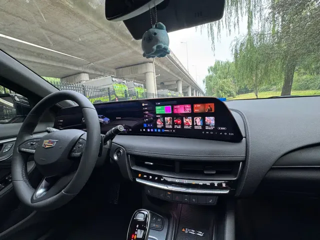 Cadillac CT5 — Фото автомобиля 23