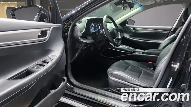 Hyundai Grandeur New — Фото автомобиля 10