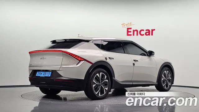 Kia EV6 — Фото автомобиля 2