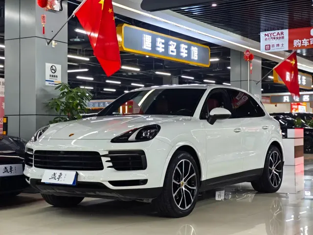 Фотография автомобиля — Porsche Cayenne