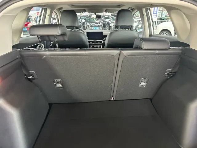 Geely Binyue — Фото автомобиля 13