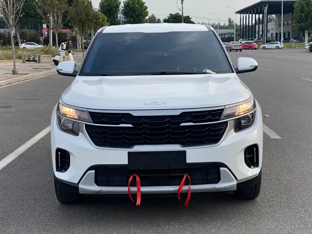 Kia Seltos — Фото автомобиля 2