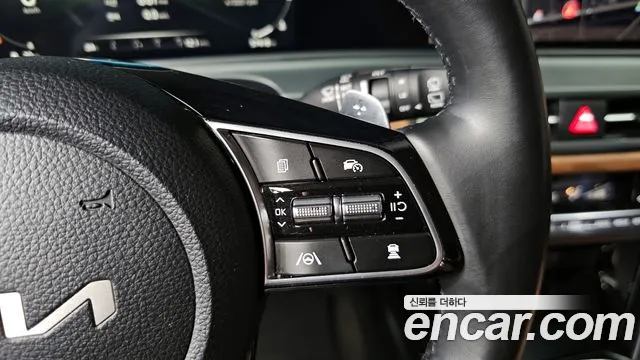 Kia Seltos — Фото автомобиля 16