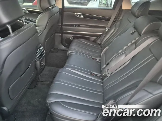 Genesis GV80 — Фото автомобиля 16