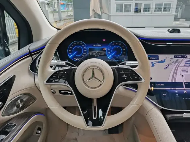 Mercedes-Benz Mercedes-Benz EQS SUV 2025 Model 500 4MATIC — Фото автомобиля 13
