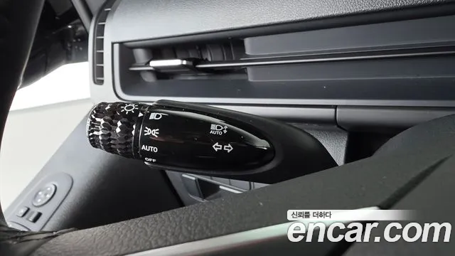 Hyundai Staria Staria — Фото автомобиля 29