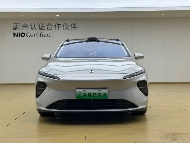 NIO NIO ET7 2022 100kWh Launch Edition — Фото автомобиля 2