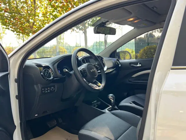 Kia KX1 — Фото автомобиля 7