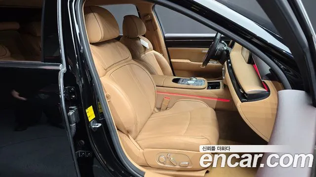 Genesis G90 Бензин 3.5 турбо AWD — Фото автомобиля 24