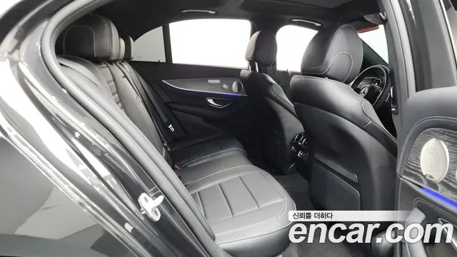Mercedes-Benz E-Class E-класс W213 — Фото автомобиля 12