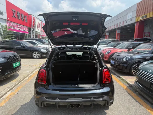MINI Hatch — Фото автомобиля 7
