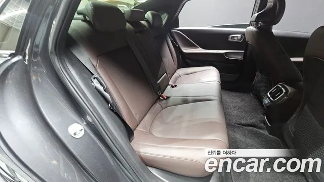 Hyundai Ioniq6 — Фото автомобиля 10