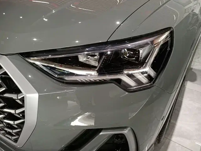 Audi Q3 — Фото автомобиля 23