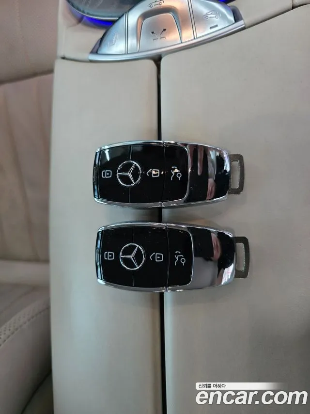 Mercedes-Benz E-Class — Фото автомобиля 6