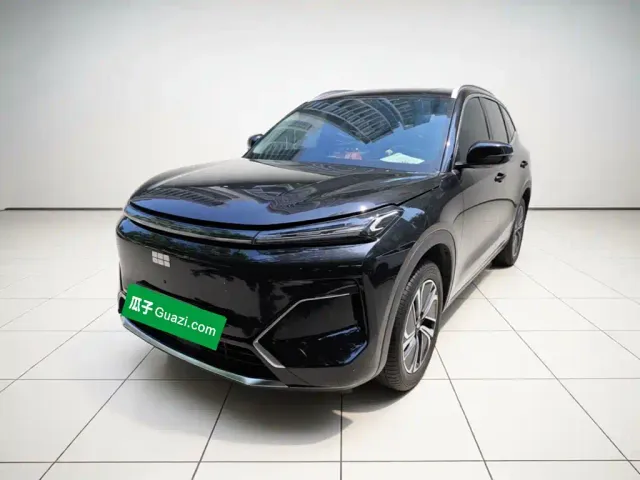 Фотография автомобиля — Geely Galaxy Starship 7 EM-i