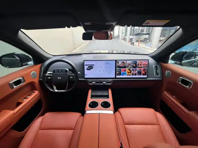 Li Auto L7 — Фото автомобиля 11