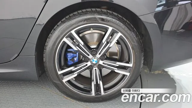BMW 3-Series 3 серия (G20) 320i M Sport — Фото автомобиля 19