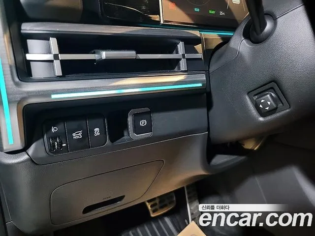 Hyundai Santa Fe MX5 — Фото автомобиля 14