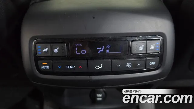 Hyundai Palisade Palisade Дизель 2.2 2WD — Фото автомобиля 28