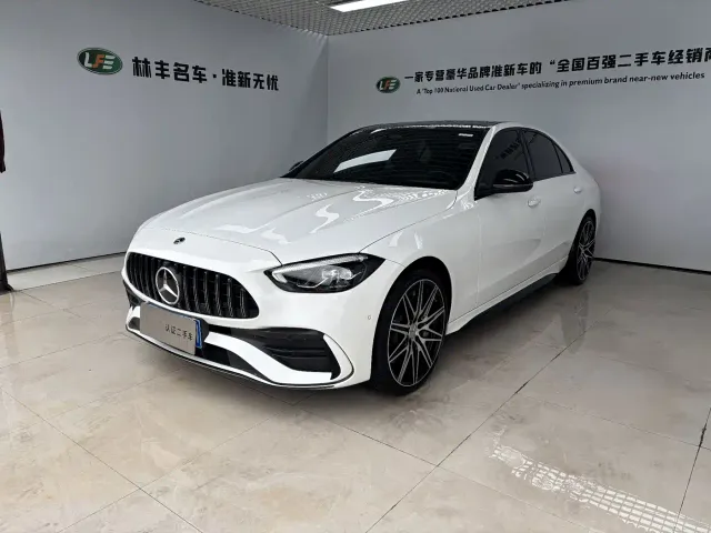 Фотография автомобиля — Mercedes-Benz C-Class