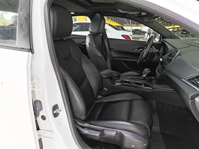Cadillac CT4 — Фото автомобиля 6