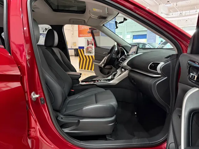 Mitsubishi Eclipse Cross — Фото автомобиля 10