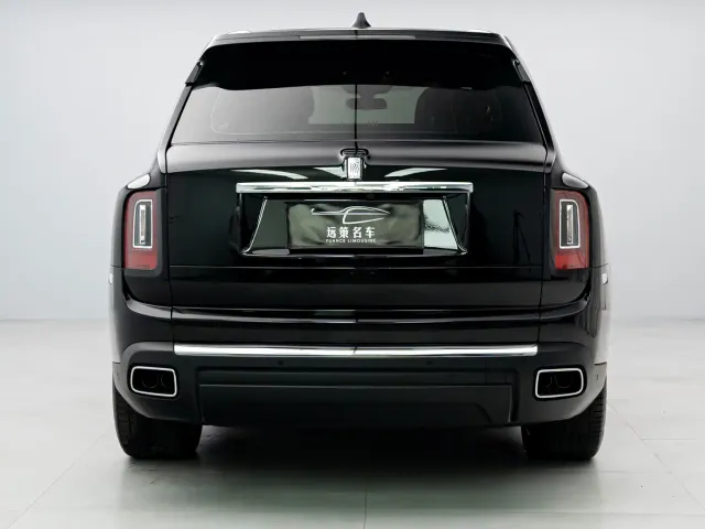 Rolls-Royce Cullinan — Фото автомобиля 15