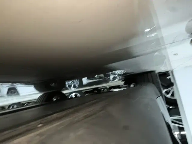 Tesla Model Y — Фото автомобиля 20