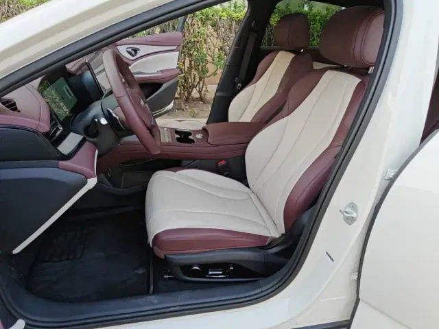 BYD Seal 07 DM-i — Фото автомобиля 14