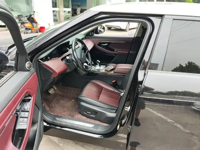 Land Rover Range Rover Evoque — Фото автомобиля 10