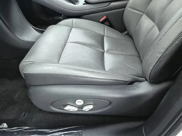 IM Motors LS6 — Фото автомобиля 20
