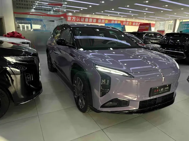 Hongqi Tian Gong 08 — Фото автомобиля 3